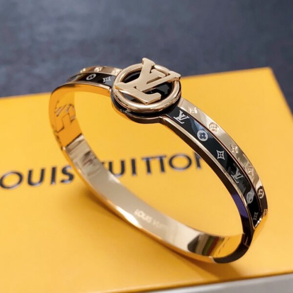 18K Louis Vintage Bracelet
