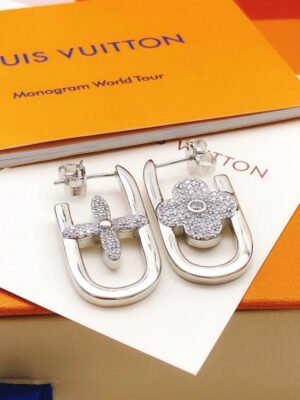 18K Louis Earrings