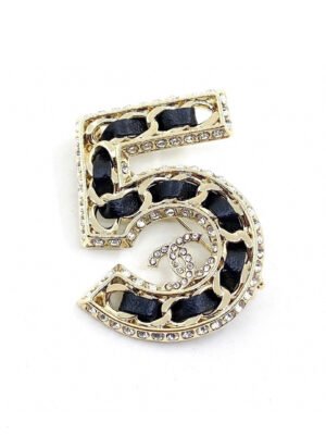 18K CC No.5 Strass Brooch