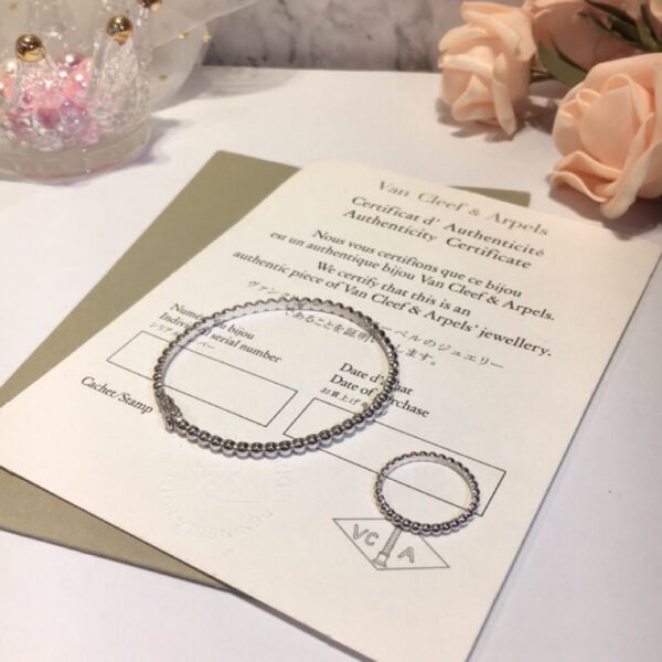 18K White Gold Perl¨¦e Bracelet