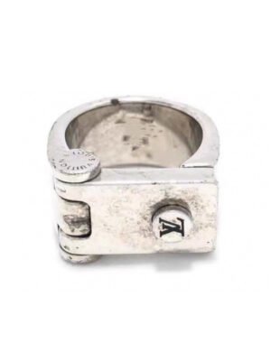 18K Louis Lock Vintage Ring