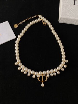 18K CD Pearls Necklace