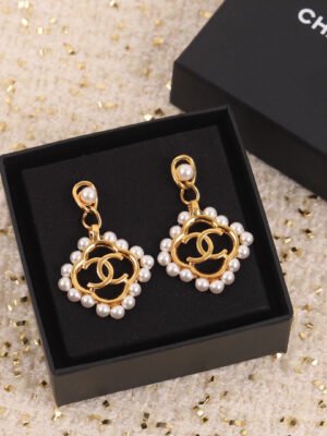 18K CC Square Pearl Pendant Earrings