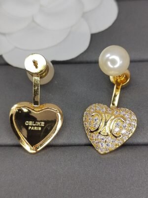 18K Triomphe Diamond Heart Earrings