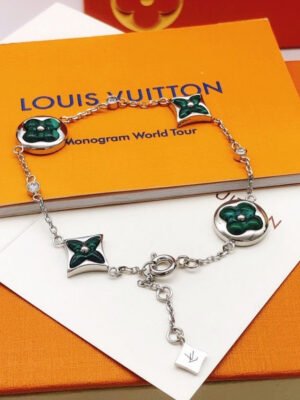 18K Louis Blossom Green Flower Bracelet