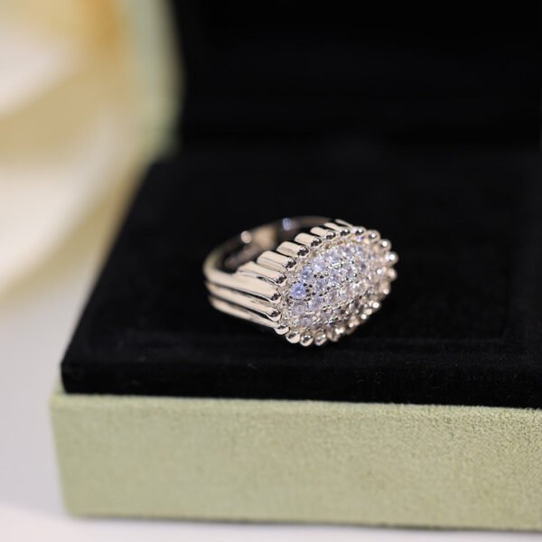 18K Perl¨¦e Diamond Ring