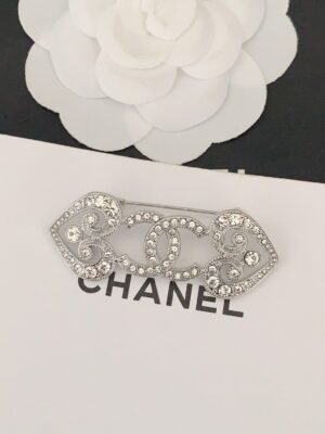 18K CC Heart Brooch