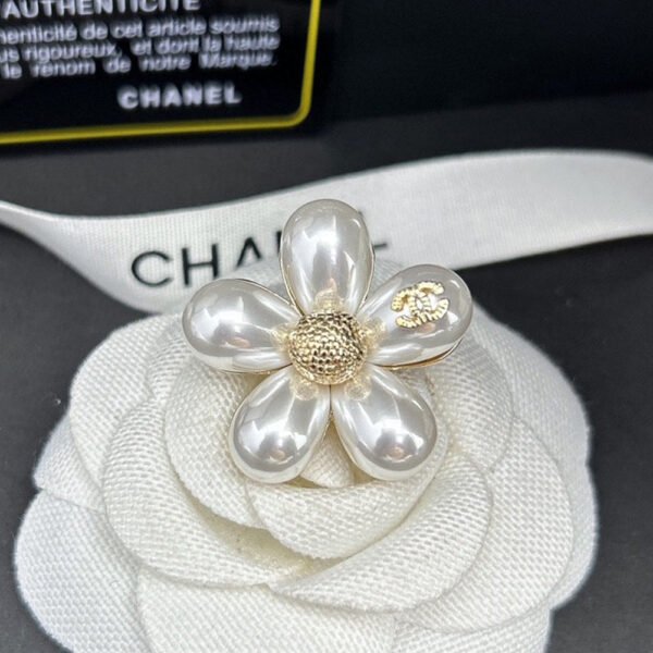 18K CC Pearls Brooch