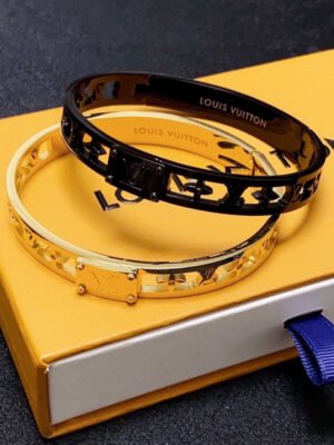 18K Louis Vintage Gold Bracelet