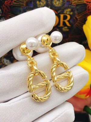 18K CD 30 Montaigne Pearls Earrings