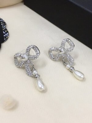 18K CC Bow Tie Diamonds Earrings