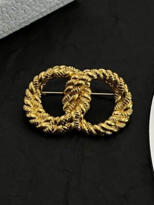 18K CD Revolution Brooch