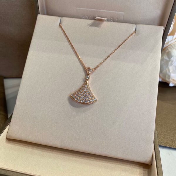 18K BV Divas' Dream Pav¨¦ Diamond Necklace