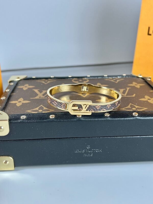 18K Louis Vintage Leather Bracelet
