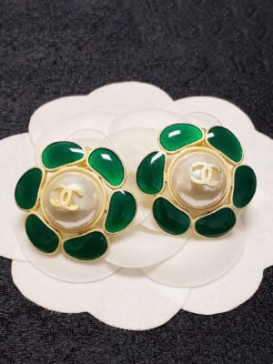 18K CC Emerald Petals Earrings