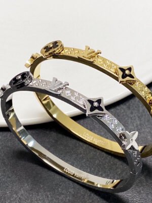18K Louis Blossom Bracelet