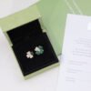18K Cosmos Between the Finger Diamond Ring
