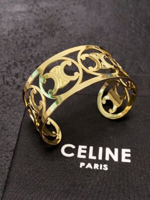 18K Triomphe Open Cuff Bracelet