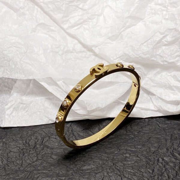 18K CC Vintage Diamond Bracelet