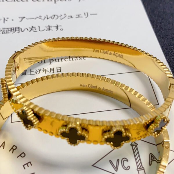 18K Perl¨¦e Clovers Bracelet