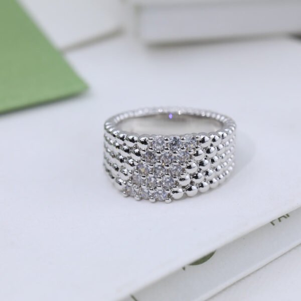18K Perl¨¦e Diamonds Five Rows Ring