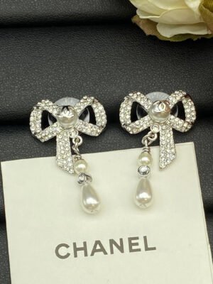 18K CC Butterfly Pearl Earrings