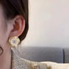 18k Triomphe Pearl Earrings