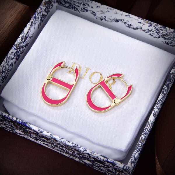 18K CD 30 Montaigne Rani Pink Earrings