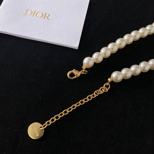 18K CD Pearls Necklace