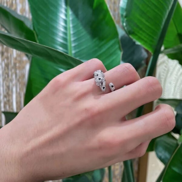 18K Panth¨¨re De Diamond Ring