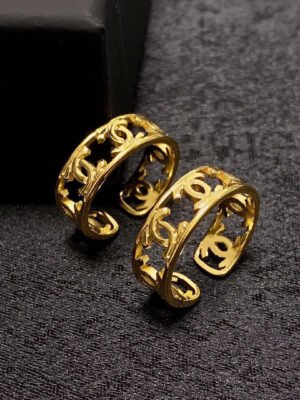 18K CC Vintage Openwork Ring