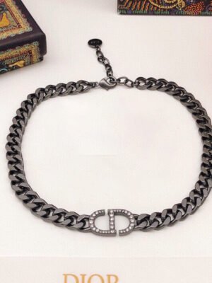18K CD 30 Montaigne Black Necklace