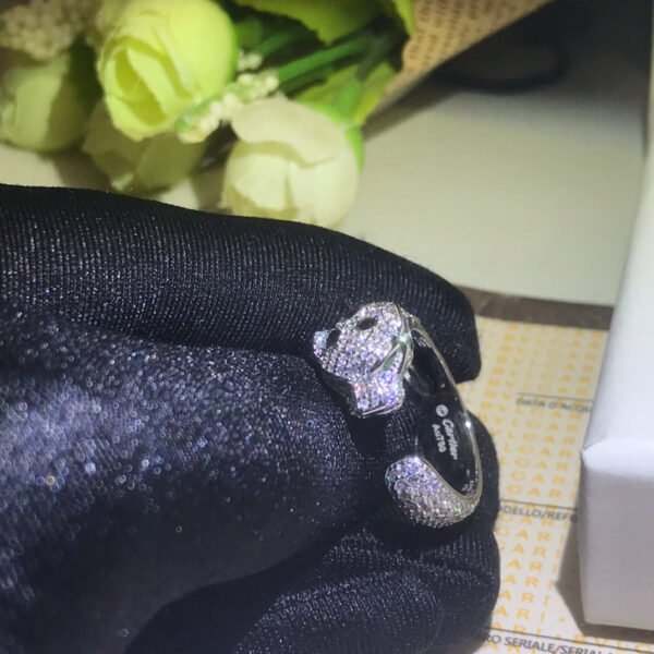 18K Panth¨¨re De Diamond Ring