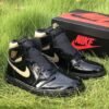 JORDAN 1 HIGH x BLACK METALLIC GOLD