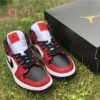 JORDAN 1 MID x CHICAGO BLACK TOE