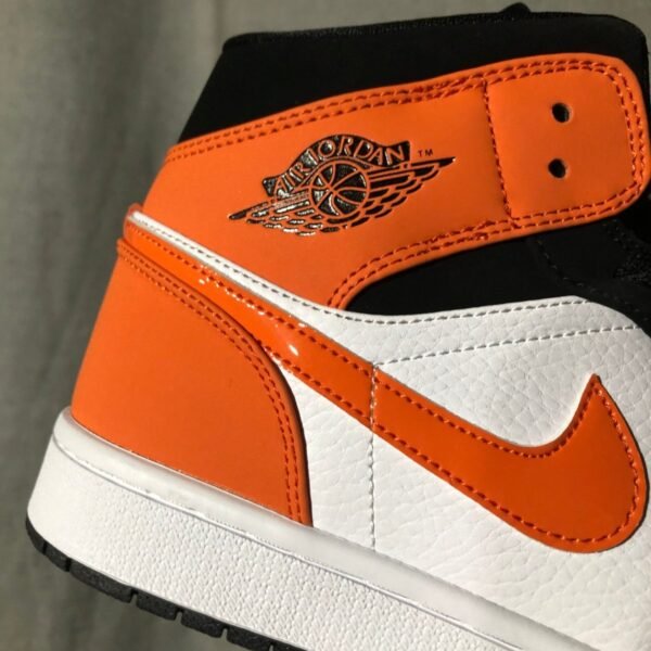 jordan-1-mid-x-shattered-backboard-670369 JORDAN 1 MID x SHATTERED BACKBOARD