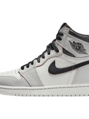 JORDAN 1 RETRO HIGH OG DEFIANT x SB NYC TO PARIS