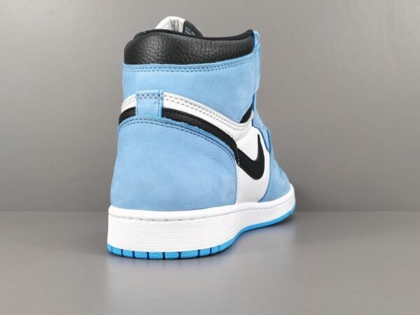 JORDAN 1 RETRO HIGH OG x UNIVERSITY BLUE