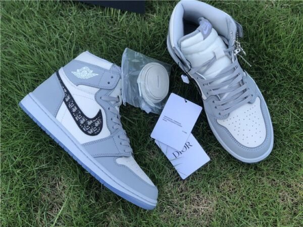 jordan-1-retro-high-x-dior-920157 JORDAN 1 RETRO HIGH x DIOR