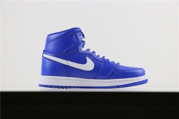 JORDAN 1 RETRO HIGH x HYPER ROYAL