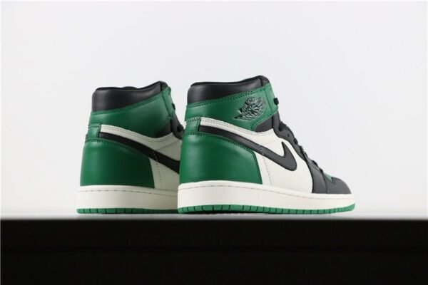 jordan-1-retro-high-x-pine-green-145190 JORDAN 1 RETRO HIGH x PINE GREEN