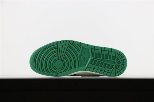 jordan-1-retro-high-x-pine-green-341171 JORDAN 1 RETRO HIGH x PINE GREEN