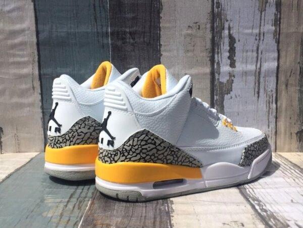 jordan-3-retro-x-laser-orange-356559 JORDAN 3 RETRO x LASER ORANGE