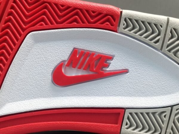 jordan-4-x-fire-red-335050 JORDAN 4 x FIRE RED