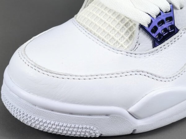 jordan-4-x-metallic-purple-679789 JORDAN 4 x METALLIC PURPLE