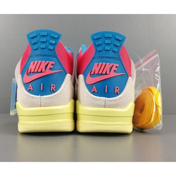 jordan-4-x-union-guava-ice-352580 JORDAN 4 x UNION GUAVA ICE