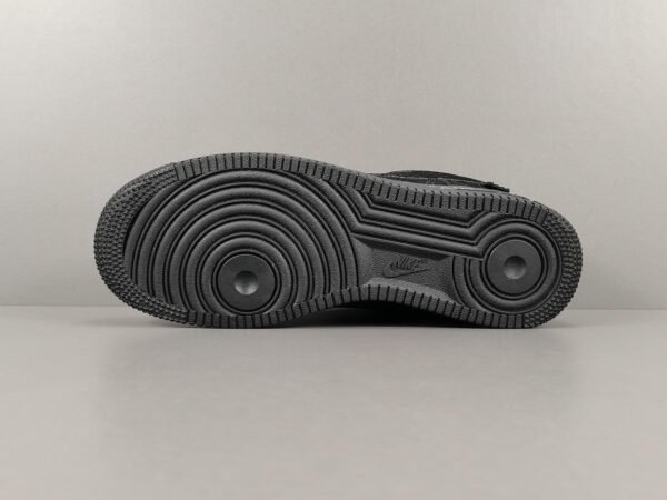 NIKE AIR FORCE 1 x LOUIS VUITTON BLACK/BLACK