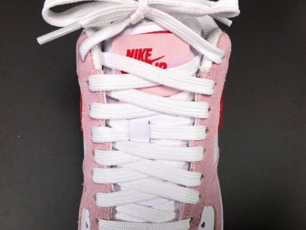 NIKE AIR FORCE 1 x VALENTINES DAY LOVE LETTER