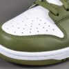 NIKE DUNK x MEDIUM OLIVE