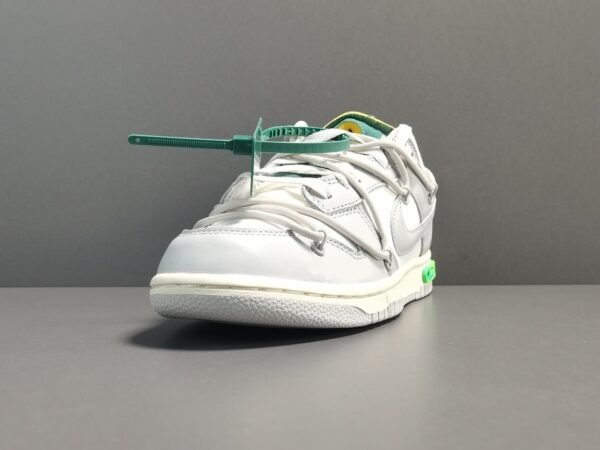 nike-dunk-x-off-white-lot-42-471303 NIKE DUNK x OFF-WHITE LOT 42